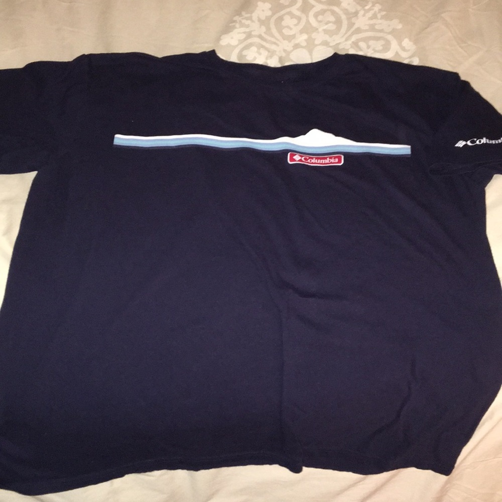 Columbia mountain t shirt